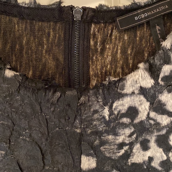 Top - Picture 7 of 9